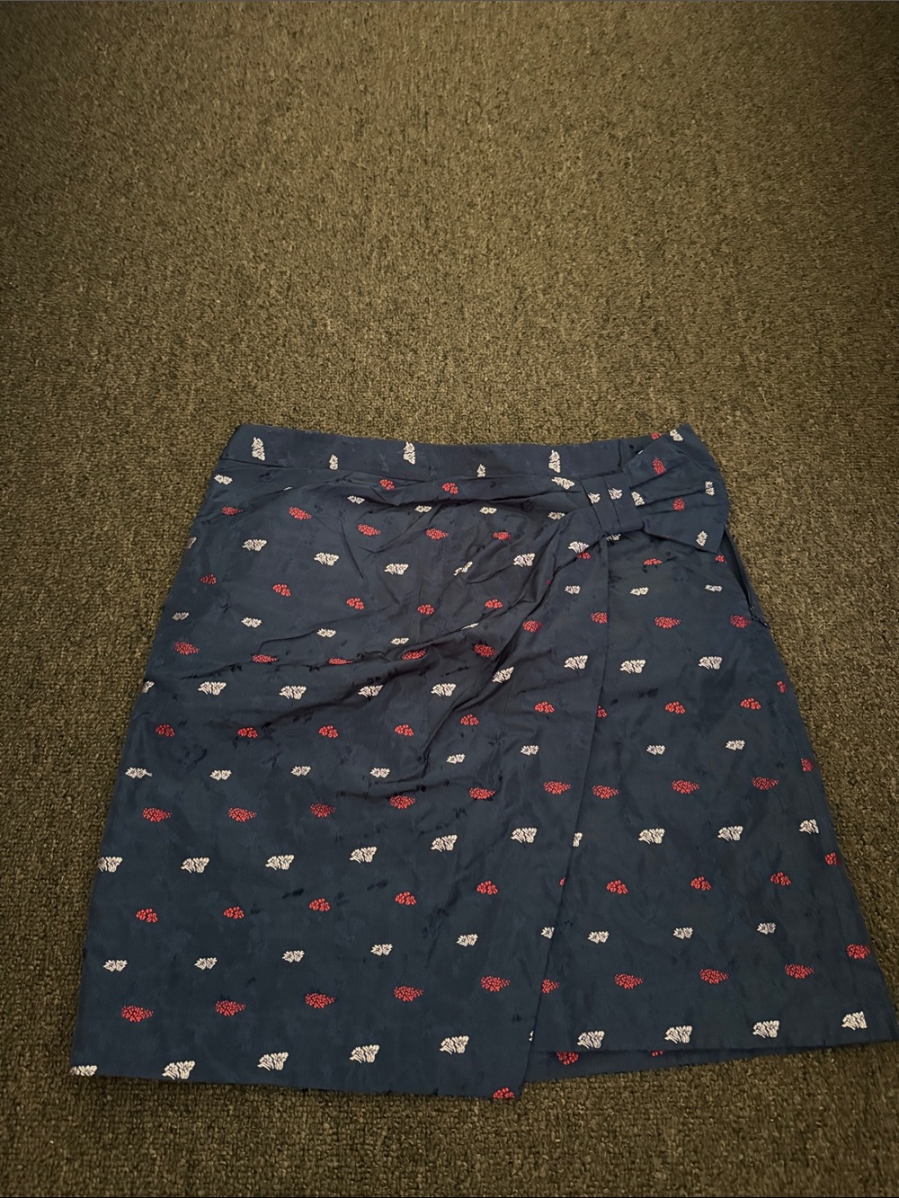 Banana Republic Navy Blue Mini Skirt with Red & White Print